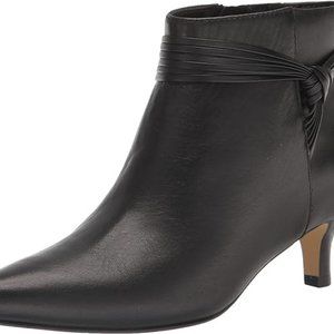 Bella Vita Women's Jani - Black Leather - 9